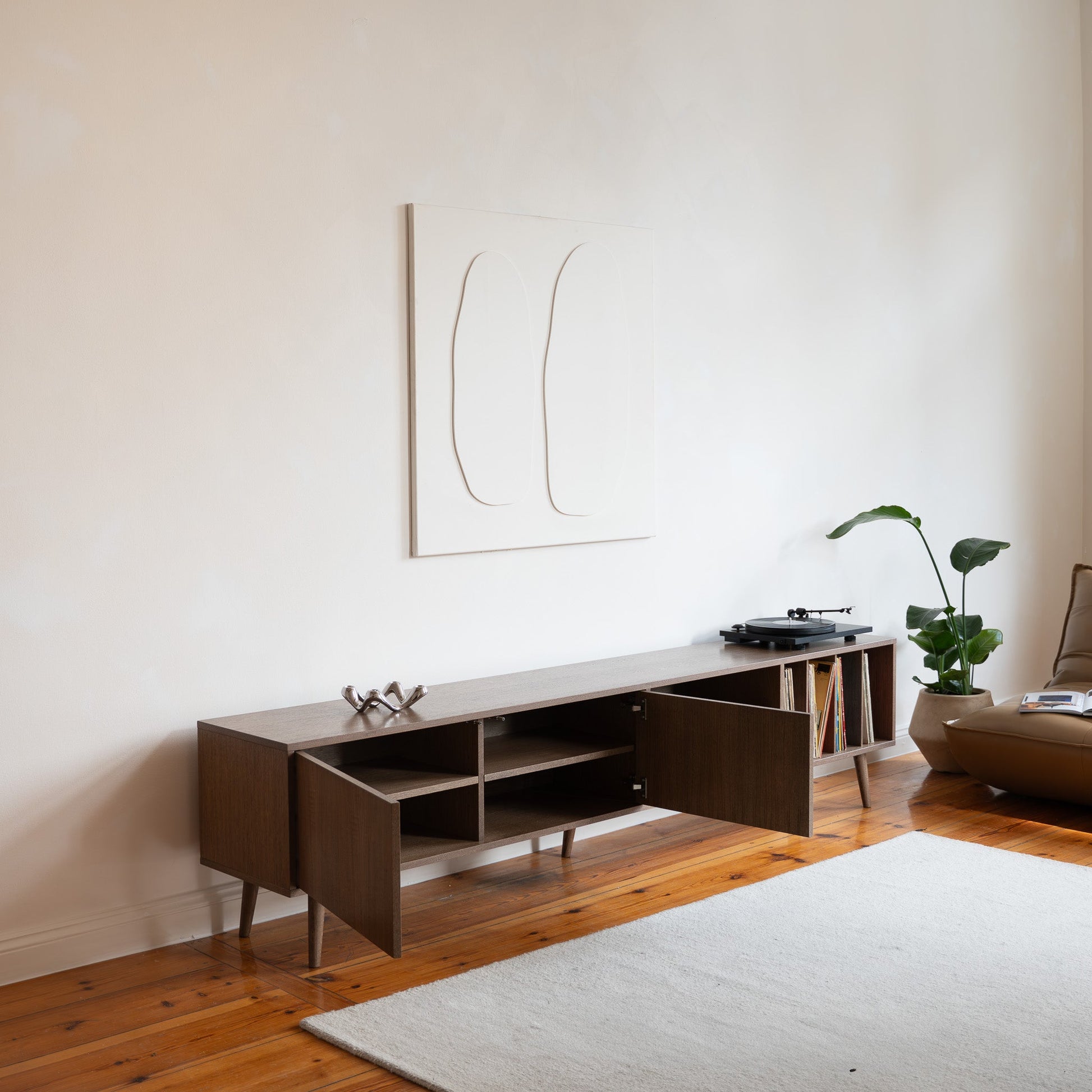 komoda LOTV VINYL LONG TV Sideboard - Pastform Furniture